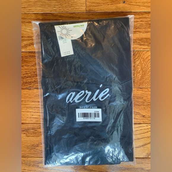 NWT Real Me High Waisted Crossover 7/8 Legging SZ M - Picture 4 of 4